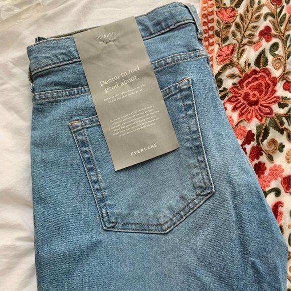 Everlane Denim - UNWORN Everlane Mid Rise Skinny Jeans